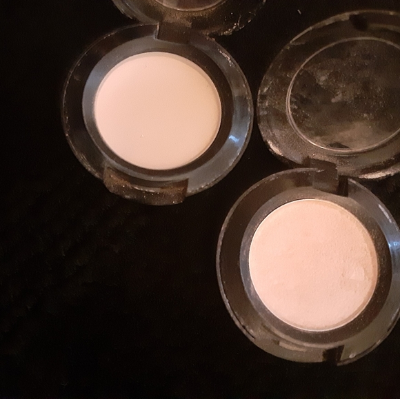 🎉SOLD on mercari HP! MAC Makeup Bundle - Picture 10 of 12